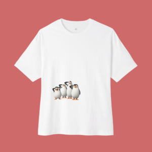 Madagascar Penguins Dropshoulder T-shirt
